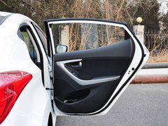 2013款 1.6L 自动 领先型