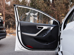 2013款 1.6L 自动 领先型