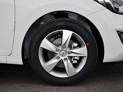 2013款 1.6L 自动 领先型