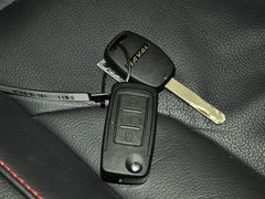 2013款 升级版 2.4L 自动 两驱 尊贵型 5座