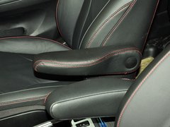 2013款 升级版 2.4L 自动 两驱 尊贵型 5座