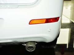 2013款 升级版 2.4L 自动 两驱 尊贵型 5座