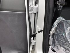 2013款 升级版 2.4L 自动 两驱 精英型 5座