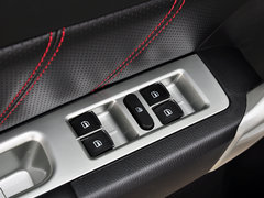 2013款 升级版 2.4L 自动 两驱 精英型 5座