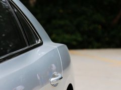 2013款 6.0T 自动 W12 豪华版
