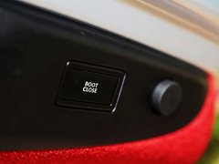 2013款 6.0T 自动 W12 豪华版