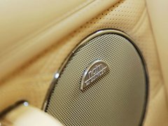 2013款 6.0T 自动 W12 豪华版