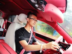 2013款 6.0T 自动 W12 豪华版