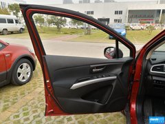 2014款 1.6L 手动 进取型 5座