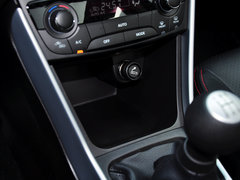 2014款 1.6L 手动 精英型 5座