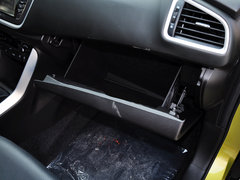 2014款 1.6L 手动 精英型 5座