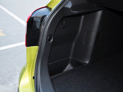 2014款 1.6L 手动 精英型 5座
