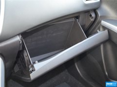 2014款 1.6L 手动 精英型 5座