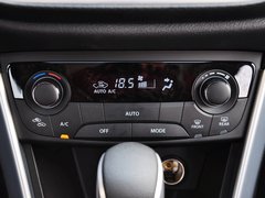 2014款 1.6L CVT 精英型 5座