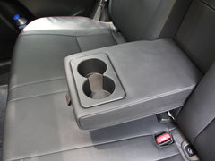 2014款 1.6L CVT 尊贵型 5座
