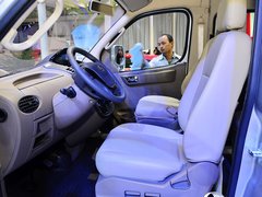 2014款 2.5T 手动 适尊房车C型-商务版