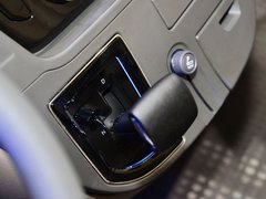 2014款 2.5T 手动 适尊房车C型-商务版