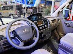 2014款 2.5T 手动 适尊房车C型-商务版