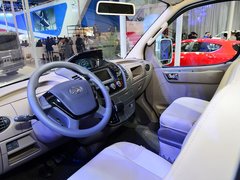 2014款 2.5T 手动 适尊房车C型-商务版