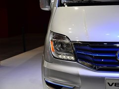 2014款 2.5T 手动 适尊房车C型-商务版