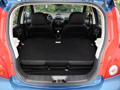 2013款 1.0L 手动 国际版豪华型