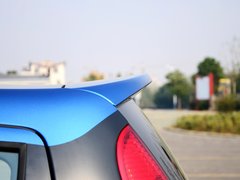 2013款 1.0L 手动 国际版豪华型