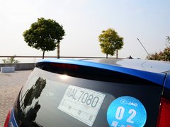 2013款 1.0L 手动 国际版豪华型