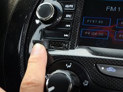 2013款 1.0L 手动 国际版豪华型