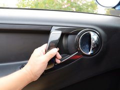 2013款 1.0L 手动 国际版豪华型