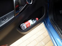 2013款 1.0L 手动 国际版豪华型