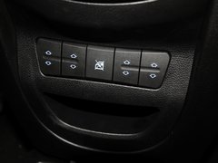 2013款 1.0L 手动 国际版豪华型