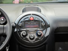 2013款 1.0L 手动 国际版豪华型