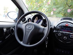 2013款 1.0L 手动 国际版豪华型