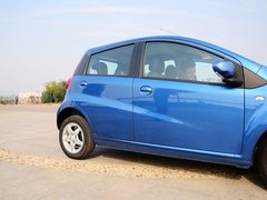 2013款 1.0L 手动 国际版豪华型