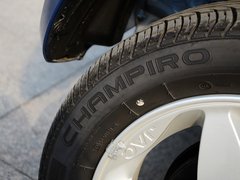 2013款 1.0L 手动 国际版豪华型