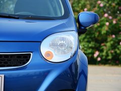 2013款 1.0L 手动 国际版豪华型