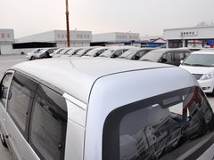 2014款 M3 1.6L 手动 舒适型 7座