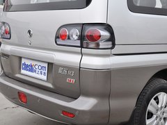 2014款 M3 1.6L 手动 舒适型 7座