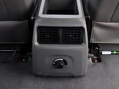 2014款 M3 1.6L 手动 舒适型 7座