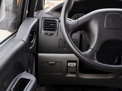 2014款 M3 1.6L 手动 舒适型 7座