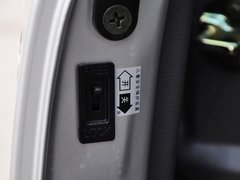 2014款 M3 1.6L 手动 舒适型 7座