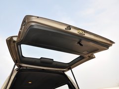 2014款 M5 Q7 2.0L 手动 长轴舒适型 7座