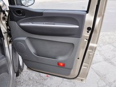 2014款 M5 Q7 2.0L 手动 长轴舒适型 7座