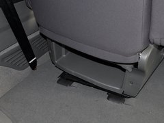 2014款 M5 Q7 2.0L 手动 长轴舒适型 7座