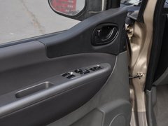 2014款 M5 Q7 2.0L 手动 长轴舒适型 7座