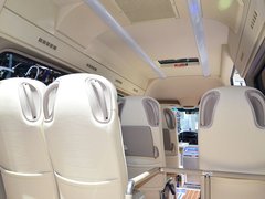 2014款 2.1T 手动 佳旅中轴版