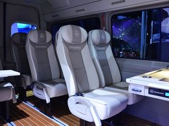 2014款 2.1T 手动 佳旅中轴版