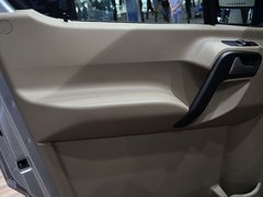 2014款 2.1T 手动 佳旅中轴版
