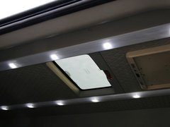 2014款 2.1T 手动 厢式 长轴加长版