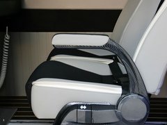 2014款 2.1T 手动 厢式 长轴加长版